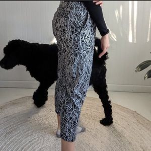 Lululemon leaf patterned pants (like new)